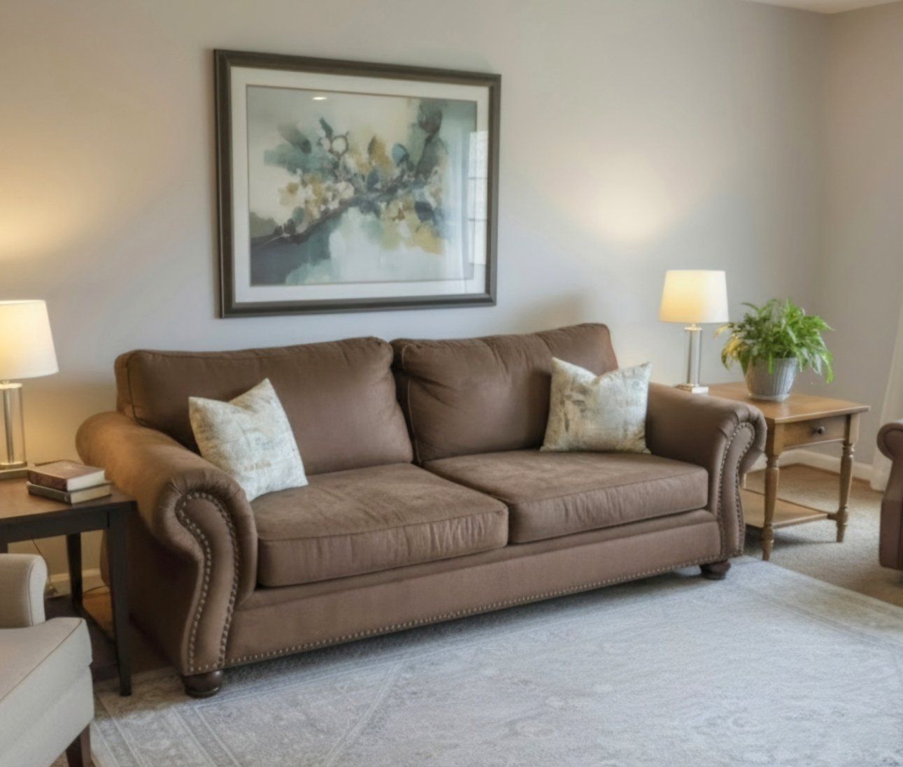 Traditional-style Couch