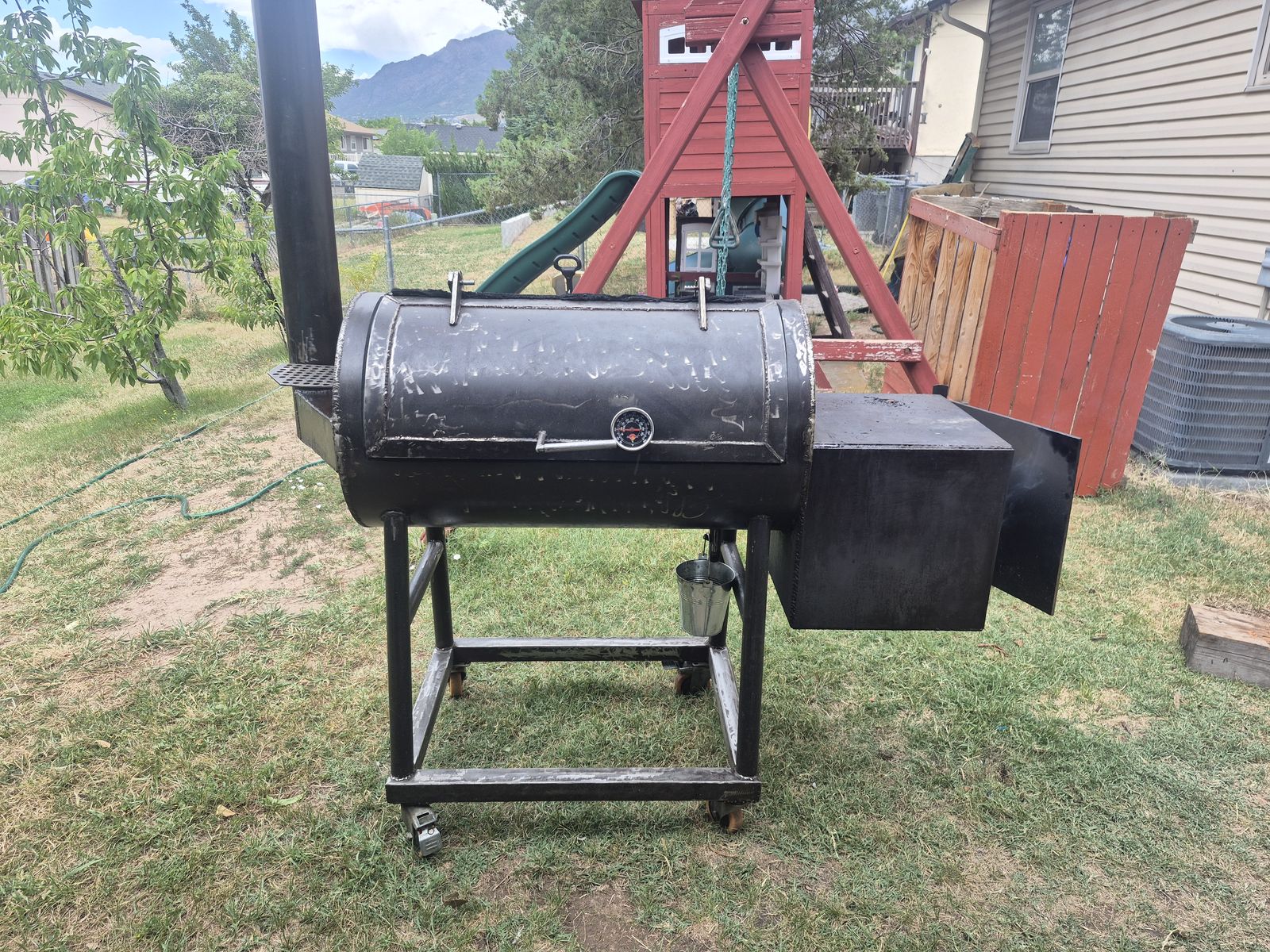 Heavy duty offset smoker
