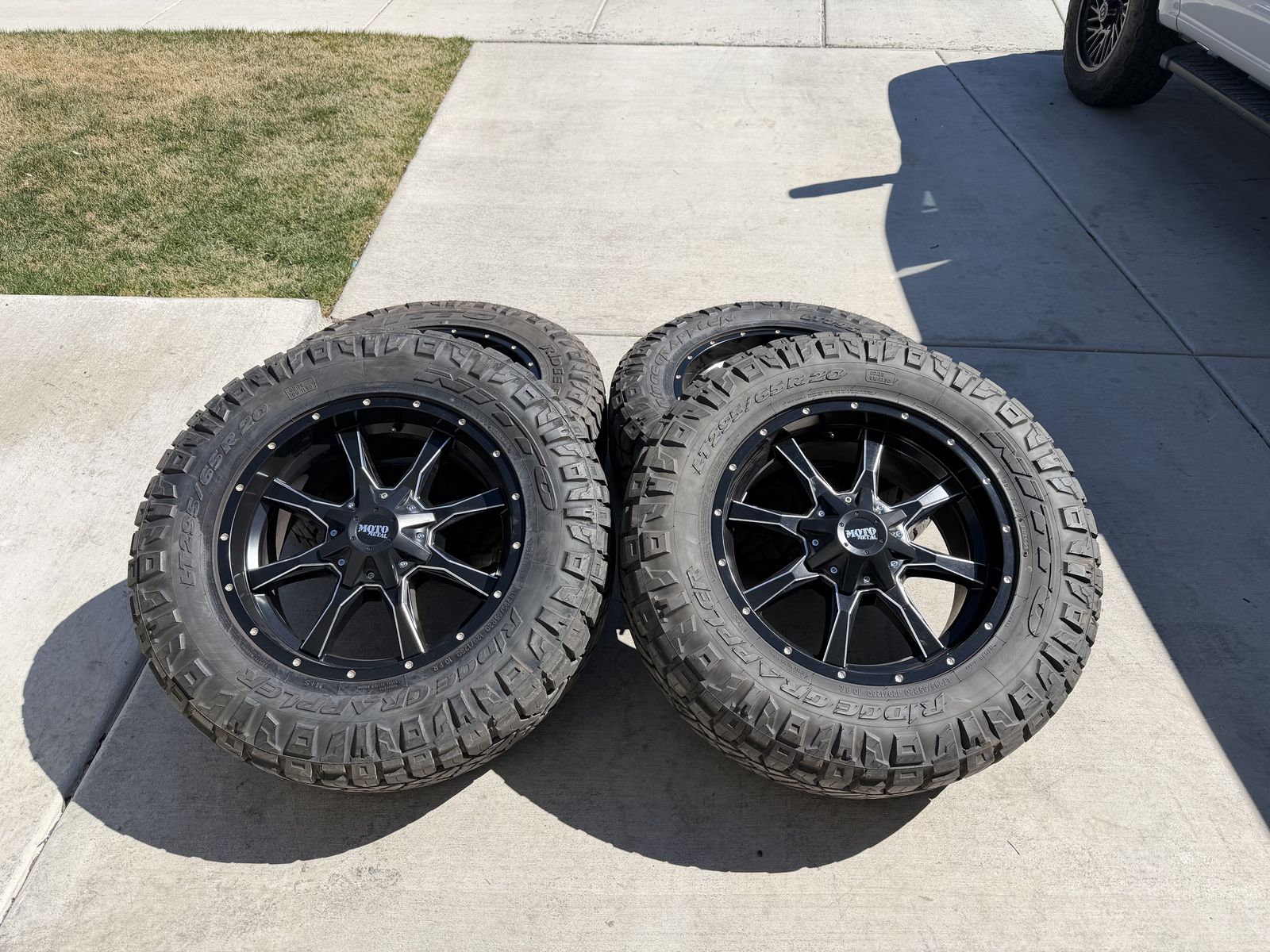 Dodge Ram 3500 Rims and Tires 295/65R20 Nitto