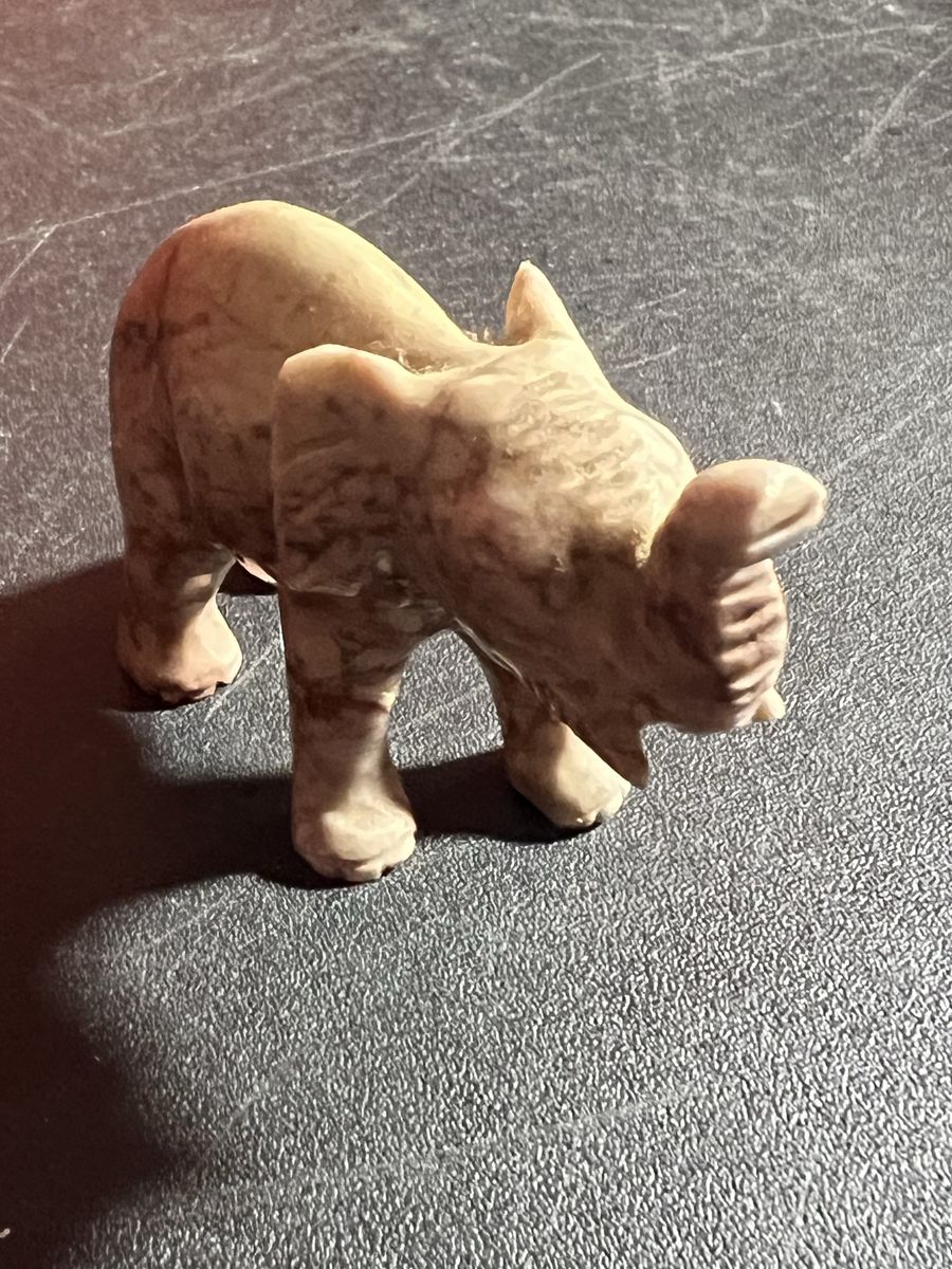 Hand-Carved Stone Elephant Figurine - Tan Marble Effect Decor (Small)