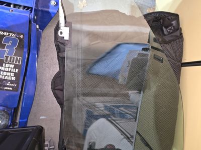 2001-2005 Lexus IS300 windows