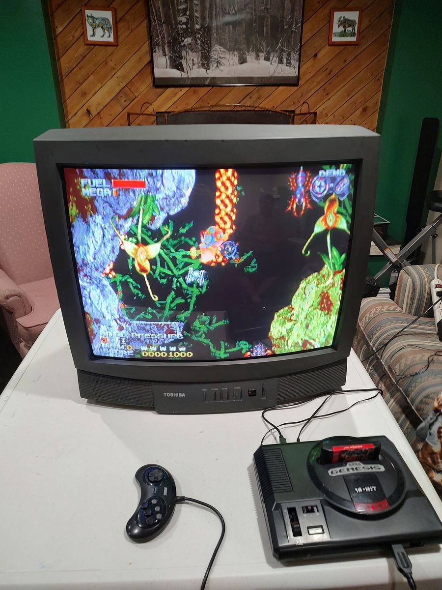 Toshiba 27" CRT TV w/ OEM remote (model no. 27A60)