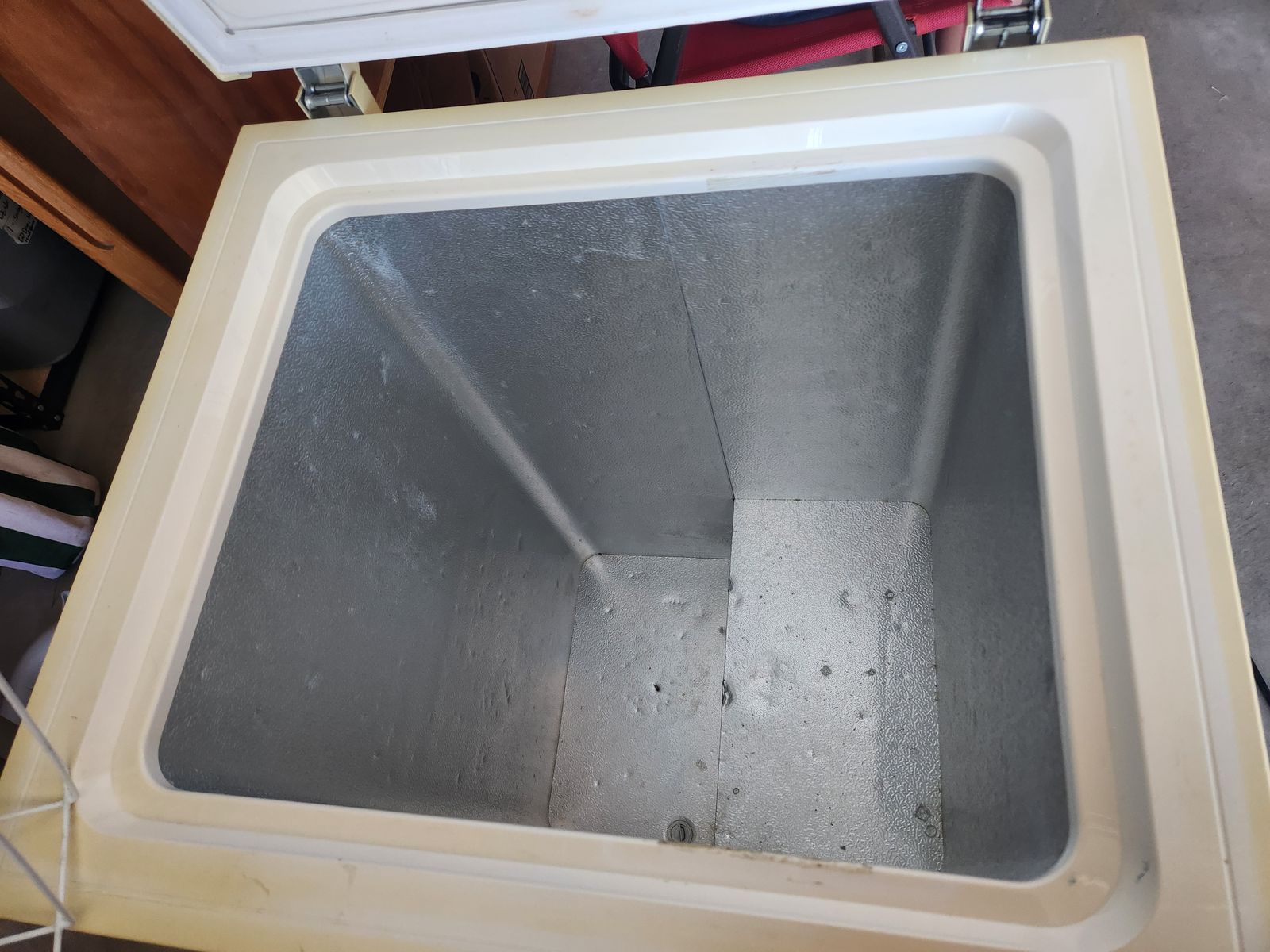 Main image 6
