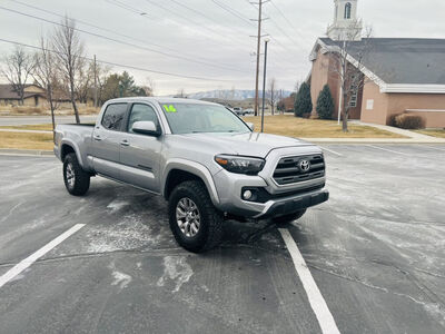2016 TOYOTA TACOMA SR5 V6
