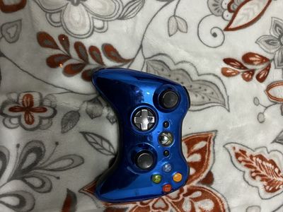 Xbox 360 Wireless Controller - Custom Chrome Blue Finish, Pre-owned