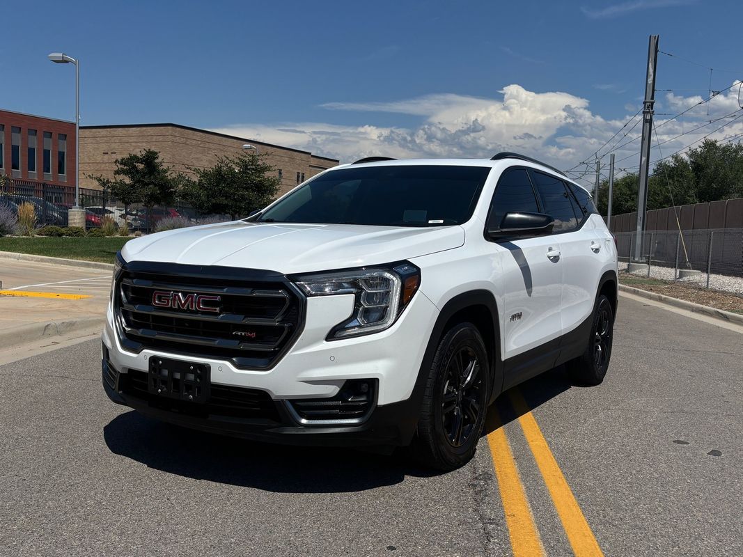 2022 GMC Terrain AT4