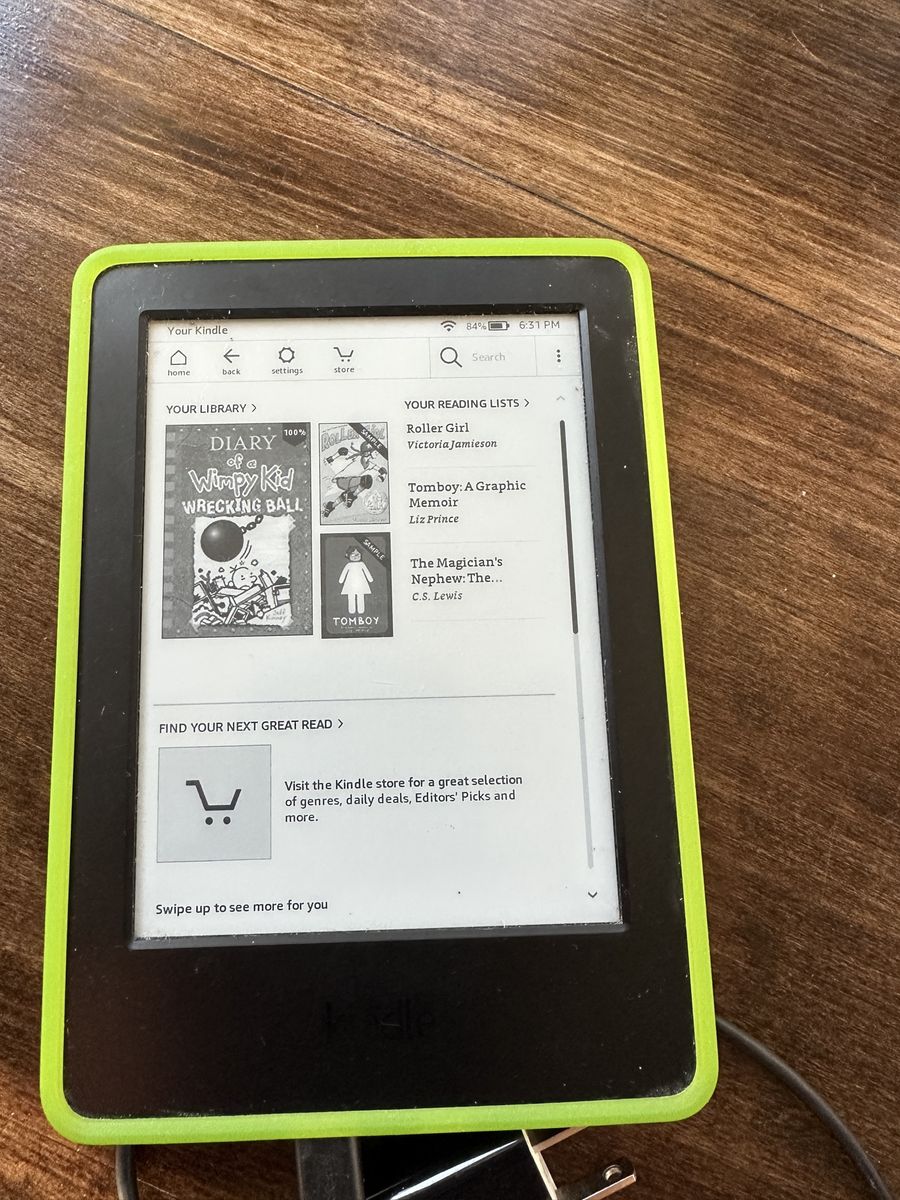 Amazon Kindle E-Reader (7th Gen) with Case, Cable & Charger
