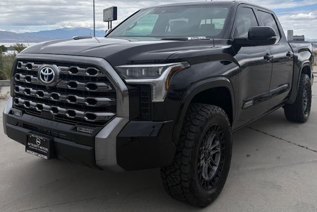 2024 Toyota Tundra Platinum HV
