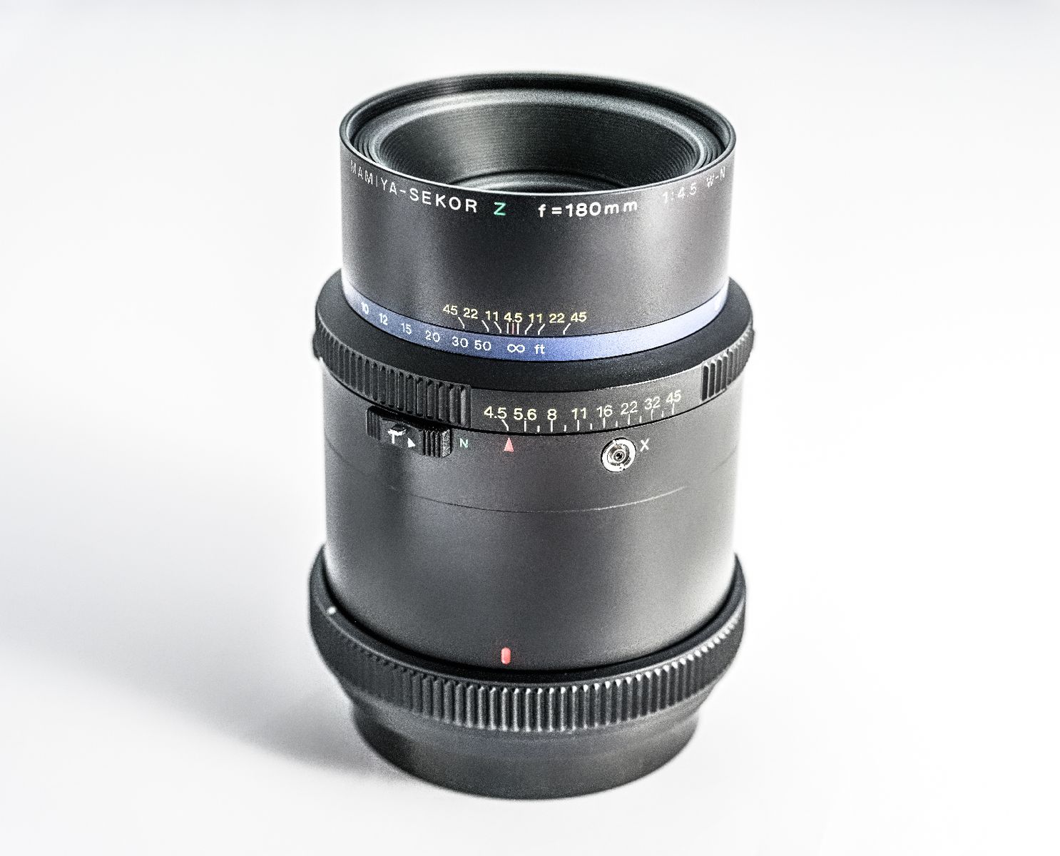 180mm Mamiya RZ67 f/4.5 lens Excellent !