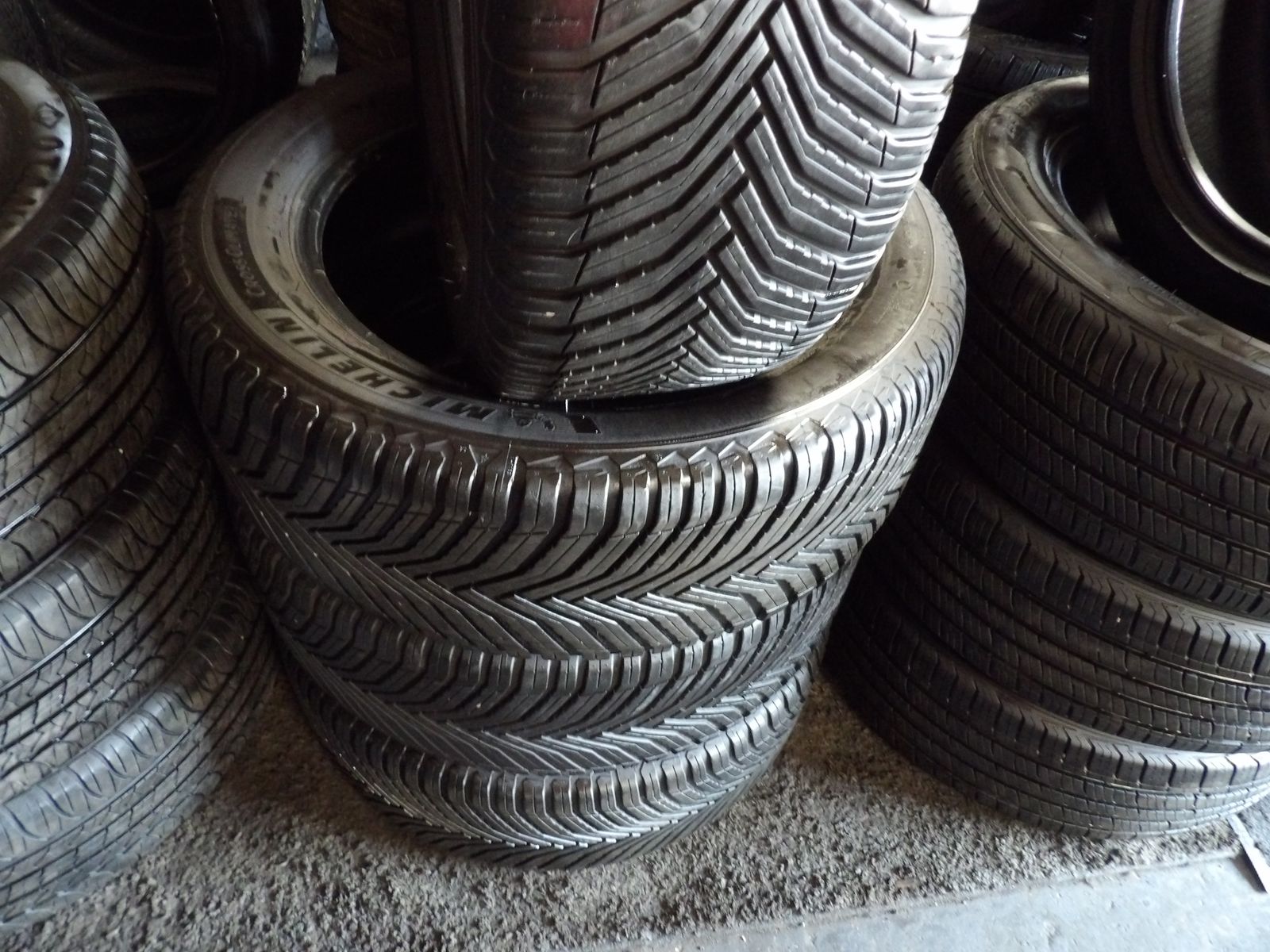 245/55R19 MIICHELIN CROSSCLIMATE 2 SET OF USED TIRES