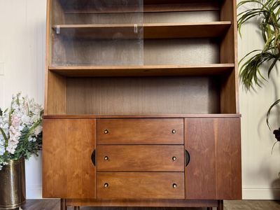 Mid-Century Modern Walnut Hutch / Display Cabinet