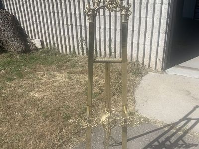 VINTAGE ITALIAN ROCOCO STYLE BRASS EASEL