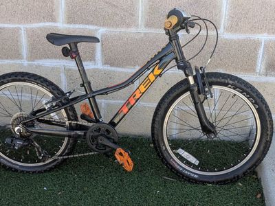 Trek Precaliber 20 Kids Mountain Bike Black Orange 20 Inch Wheels