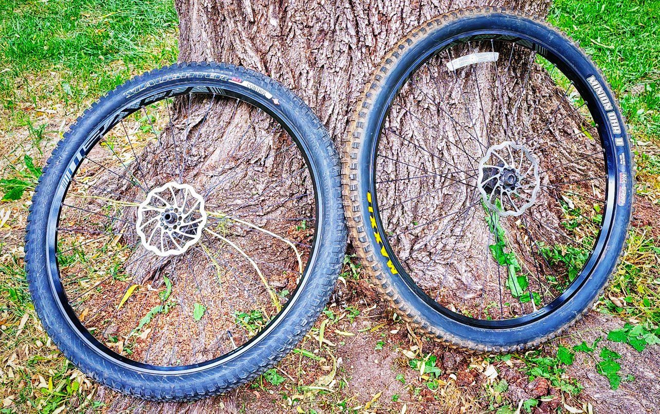 Roval 29er thru-axle non boost wheels with tires and rotors 