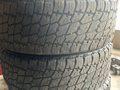 Tires 35 x 11.50 R2