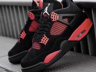Authentic Nike Air Jordan 4 Bred Black Red (2019) Men's Sneakers - Size 10