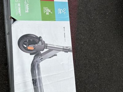 NIU KQi1 Pro Electric Kick Scooter - Foldable, Fast 15MPH, 15.5mi Range - Black (New, Open Box)