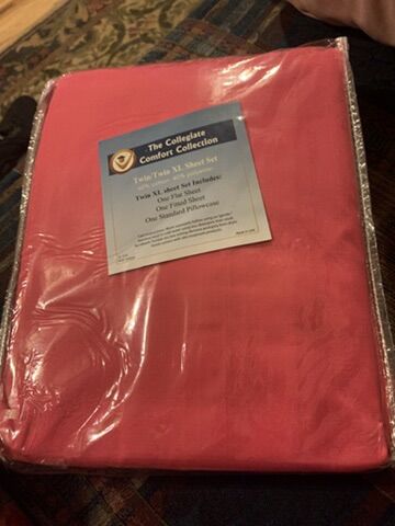 Twin twin xl sheet set fluorescent/ hot pink