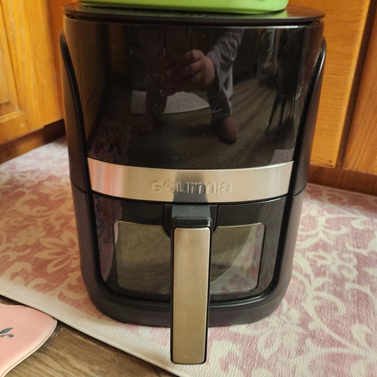 Brand New Gourmia Air Fryer with Silicon Baskets