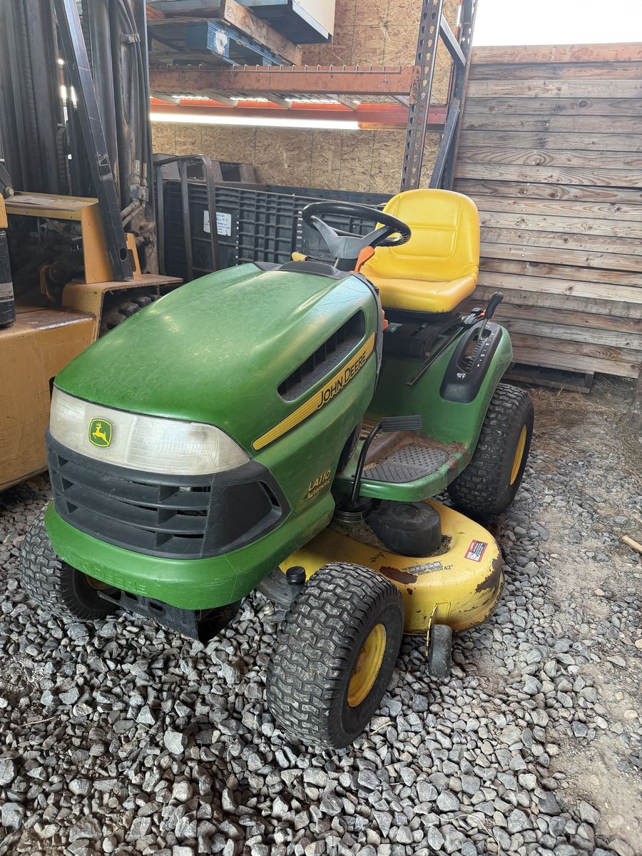 PARTS LA110 John Deere Riding Mower