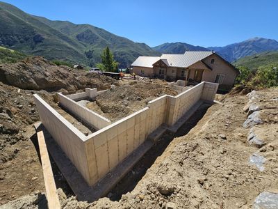 Concrete Foundations, Excavation and Flatwork