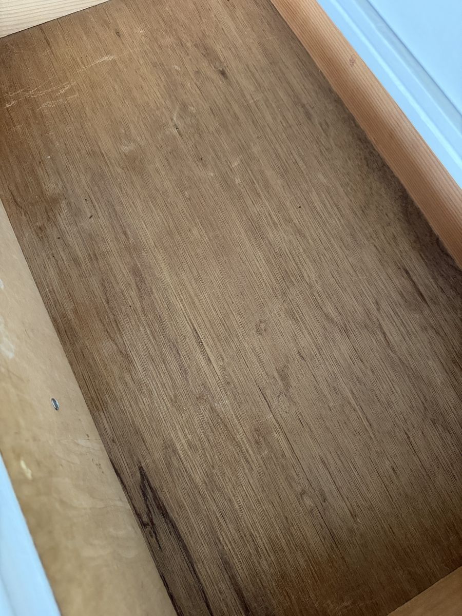 Main image 6