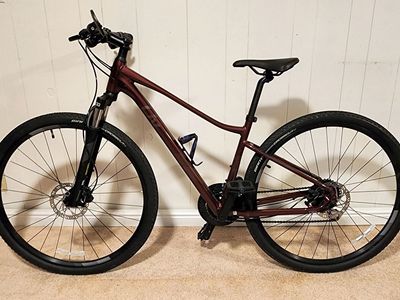 Liv Rove 3 DD Hybrid Bike