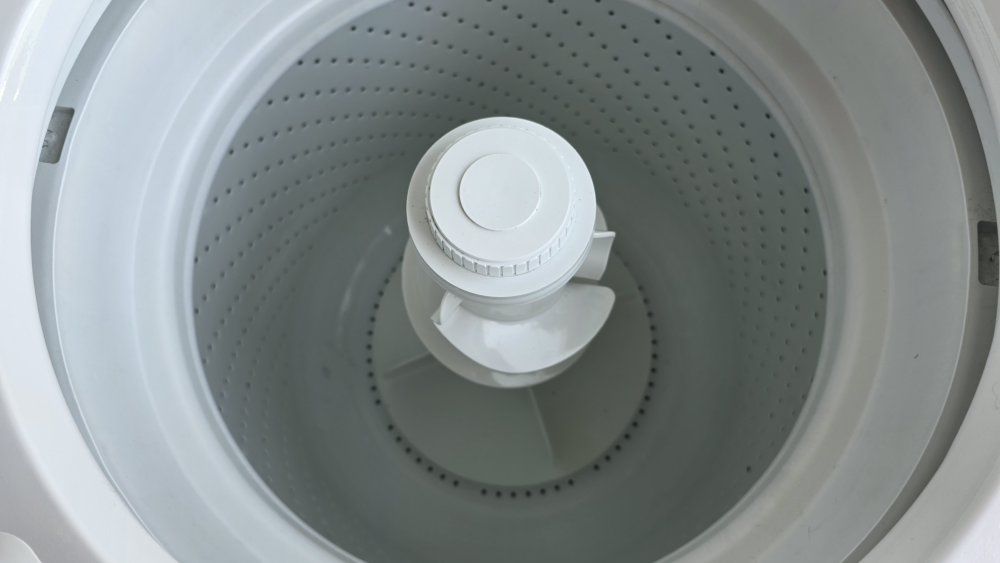 Main image 7