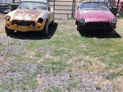 2 MGB