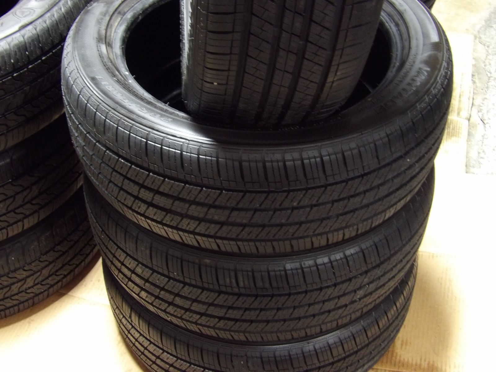 205/50R17 VATAGE TOURING A/S SET OF USED TIRES