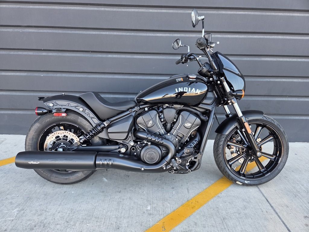 2026 Indian Motorcycle® Sport Scout® Sixty Black Metallic