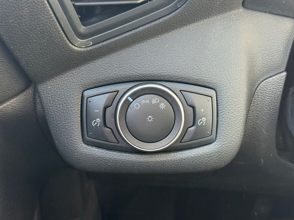 Main image 11