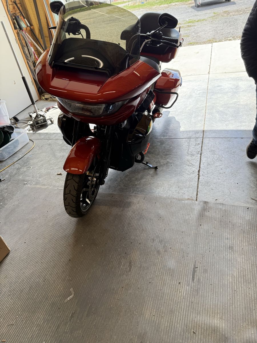 Road glide