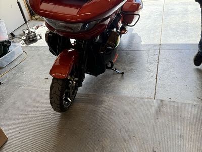 Road glide
