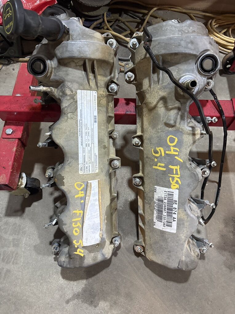 2004 F150 5.4L Valve Covers