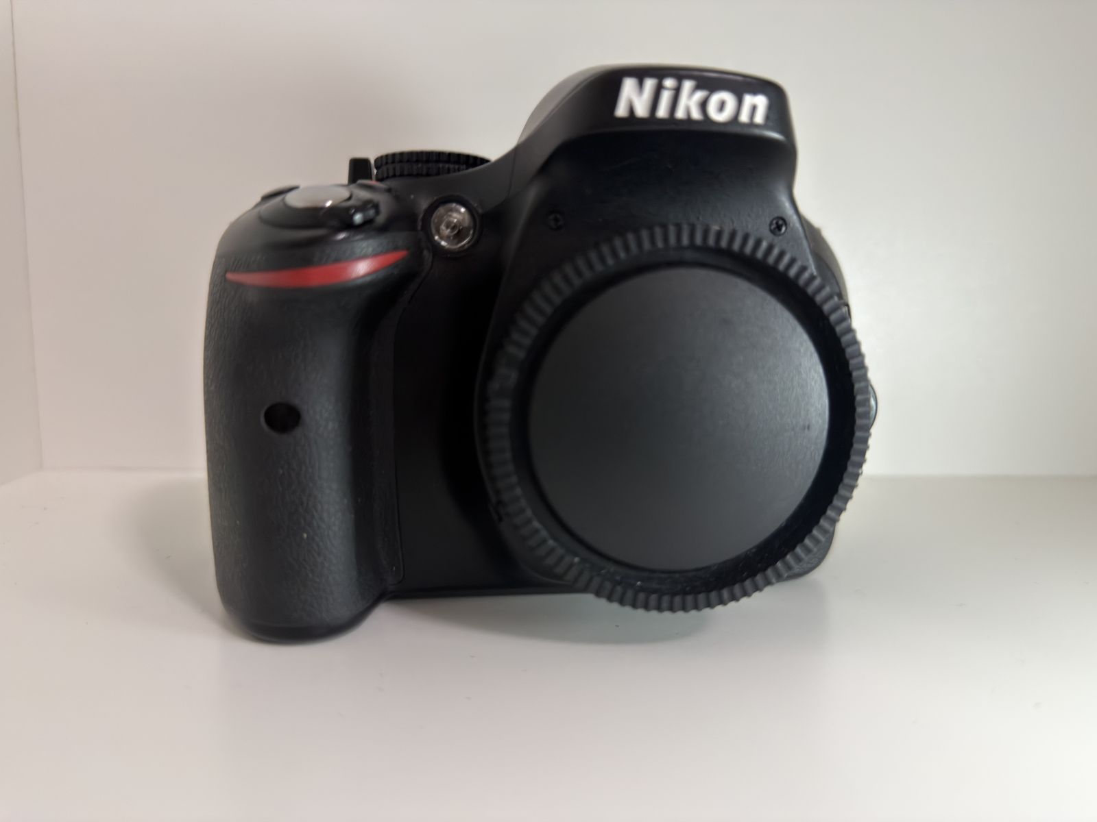 Nikon D5200 DSLR Starter Kit