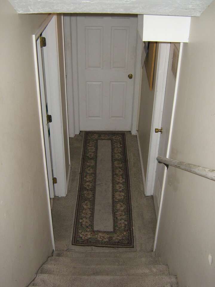 Main image 5