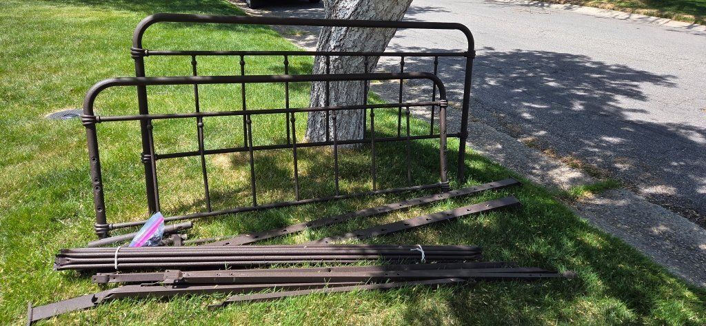 Metal Queen Mattress Frame