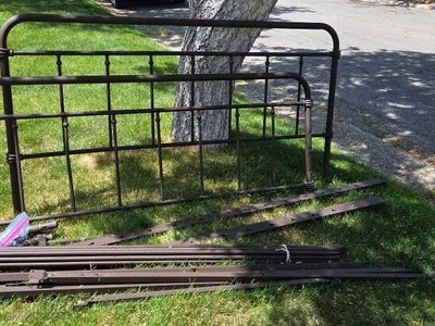 Metal Queen Mattress Frame