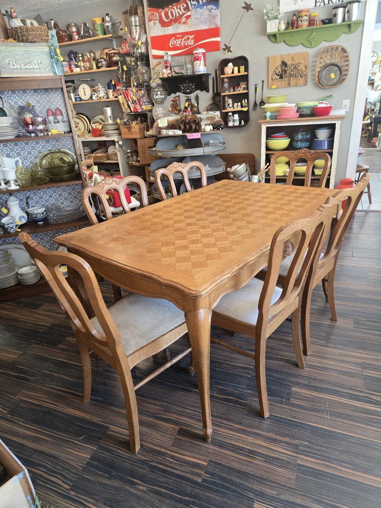 Vintage Oak Dining Table & 6 Chairs Set - Extends to Seat More