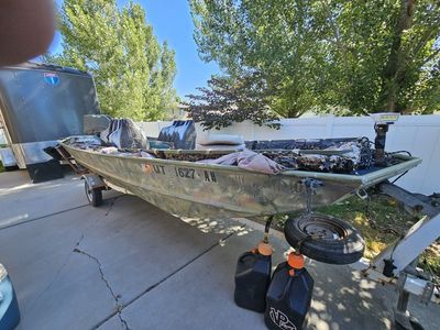 Lowe Big John 16 duck hunting fishing boat