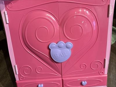 Doll Closet