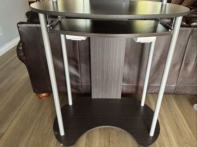 Stand up desk with accessories