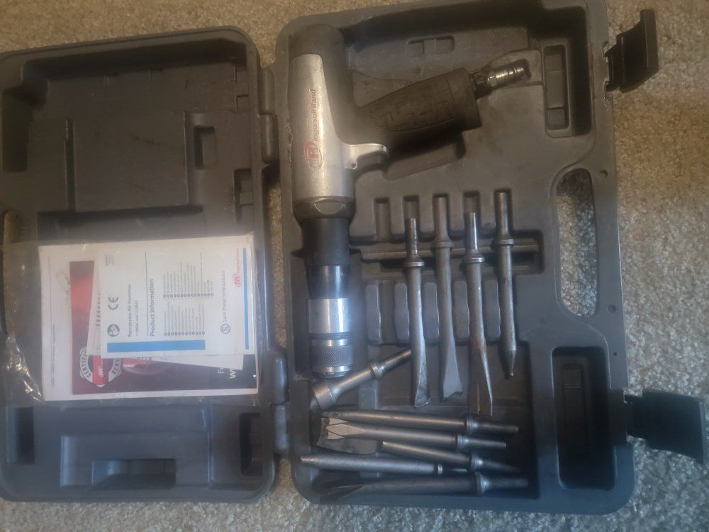 Ingersoll Rand Air Hammer/Chisel Kit with Case - Industrial Power Tool