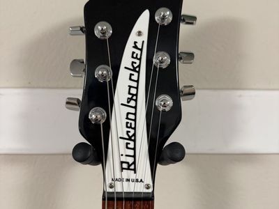 Rickenbacker 330 Electric Guitar Jetglo Black - 6-String