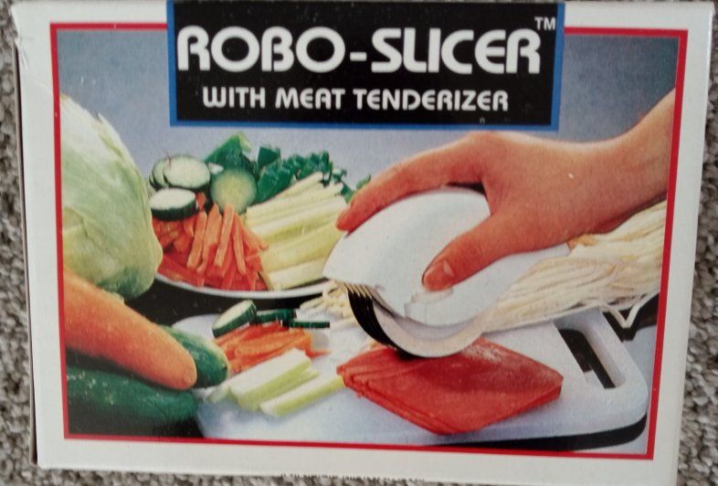 Robo Slicer Food Processor with Meat Tenderizer & Flowering Onion Maker Bundle