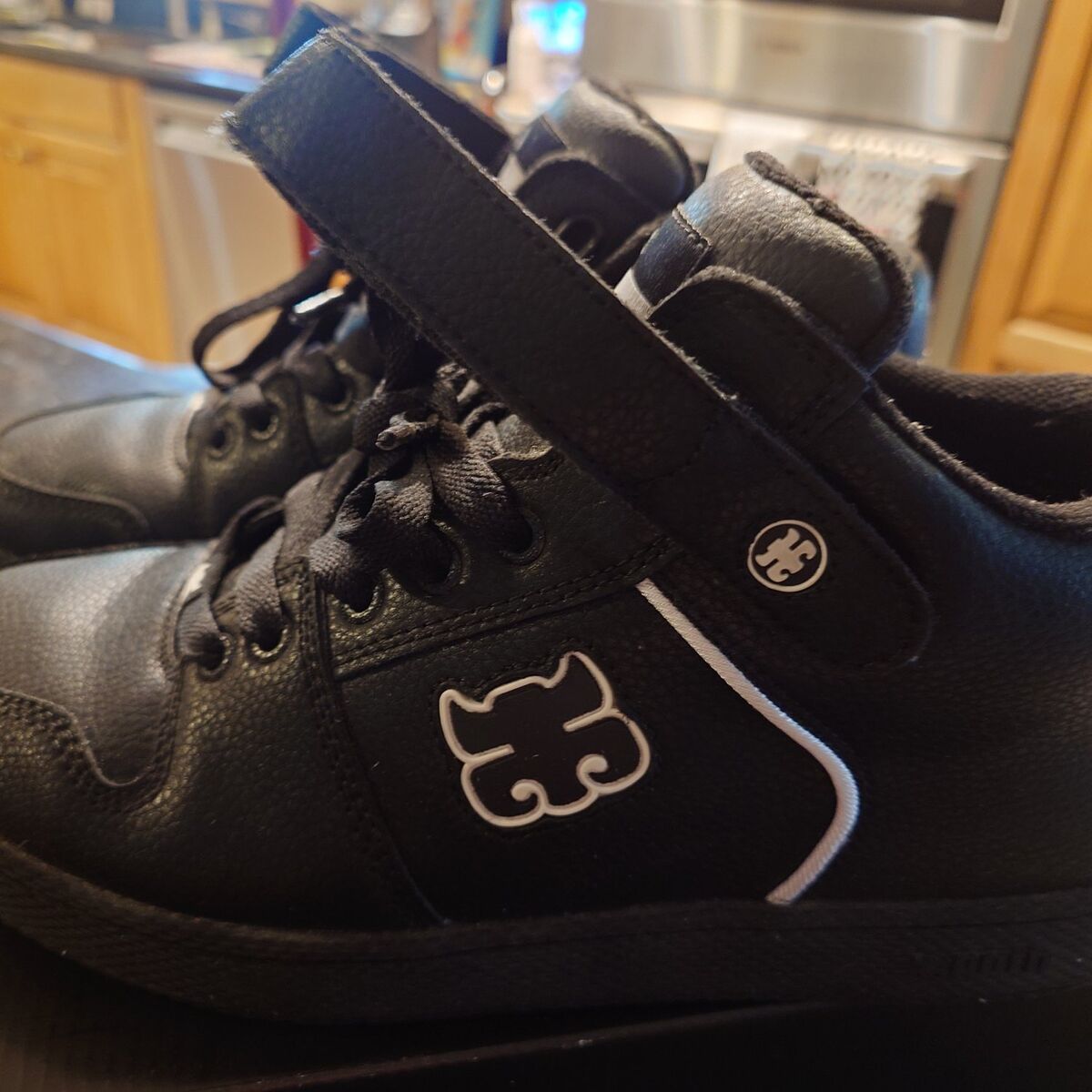 ipath Grasshopper skate shoe for sale size 10