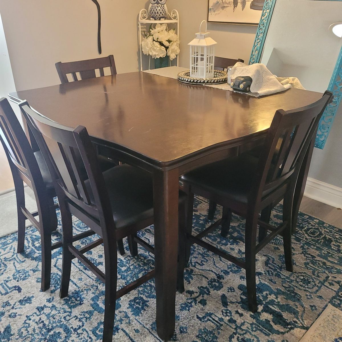6 person dining table