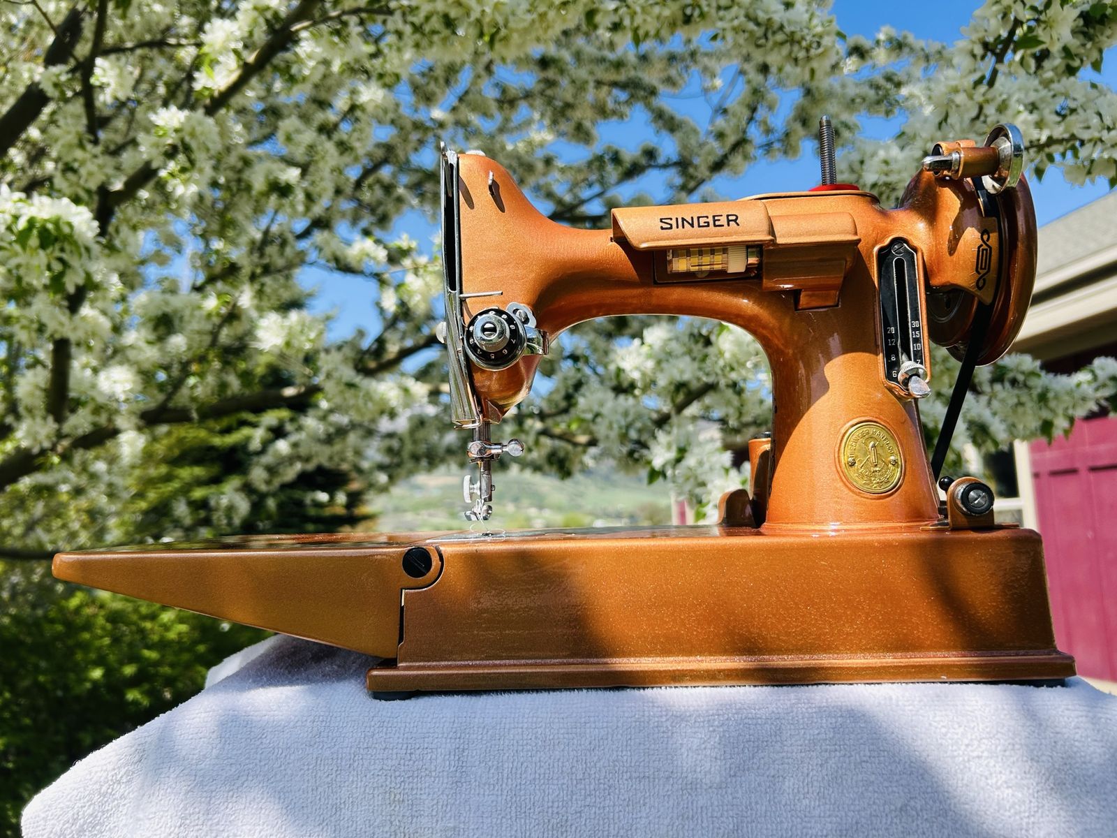 1948 Singer Featherweight 221 Sewing Machine