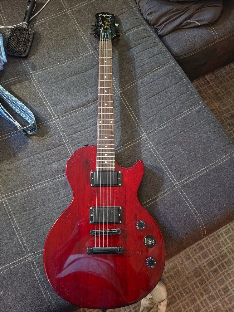 Epiphone Special II Electric Guitar Cherry Red